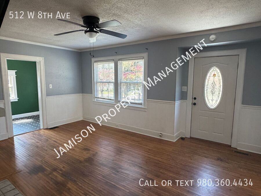 512 W 8th Ave - Photo 3 of 15