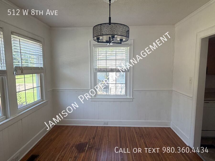 512 W 8th Ave - Photo 6 of 15
