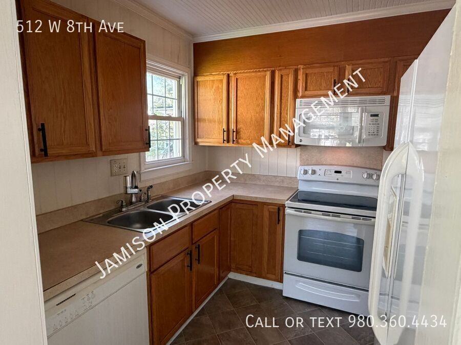 512 W 8th Ave - Photo 7 of 15