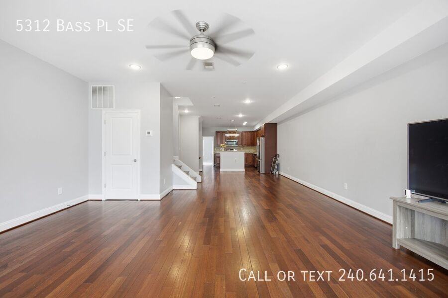 5312 Bass Pl Se - Photo 7 of 29