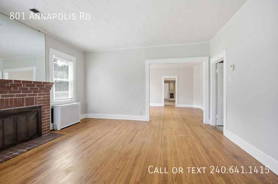801 Annapolis Rd - Photo 4 of 26