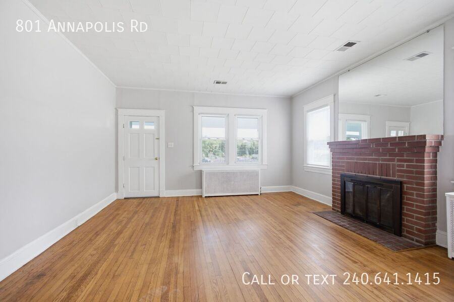 801 Annapolis Rd - Photo 5 of 26