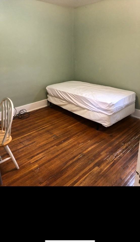 200 Englewood Ave #2 - Photo 7 of 9