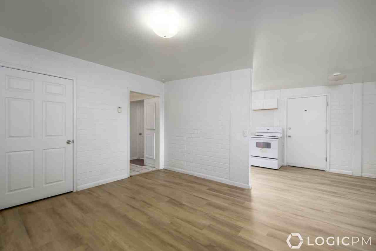 2769 S 200 E - Photo 6 of 15