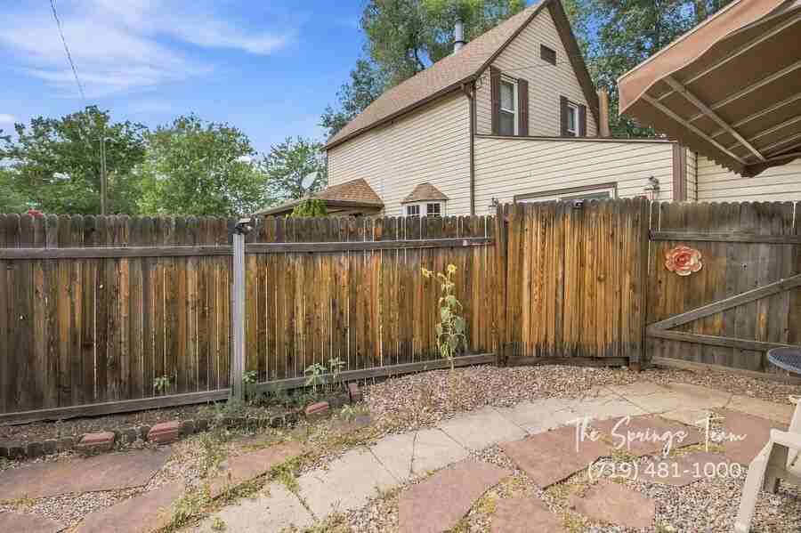 2901 Beacon St #2 - Photo 4 of 22