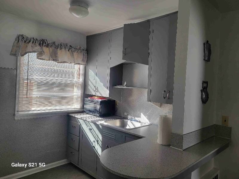 112 W 9th St #8 - Photo 5 of 12
