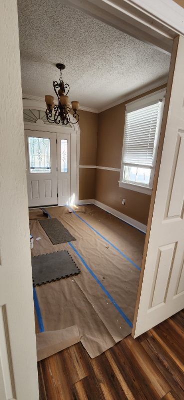 2423 Franklin Ave - Photo 6 of 18