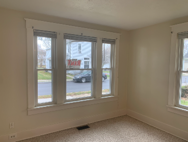 216 W Evers Ave - Photo 4 of 17