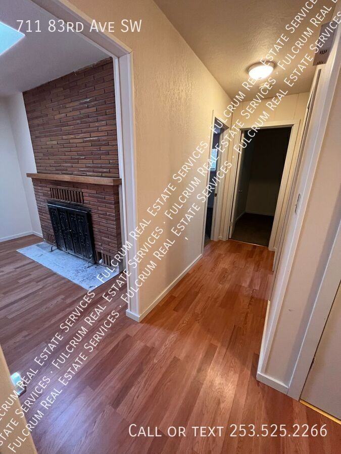 711 83rd Ave Sw - Photo 3 of 18