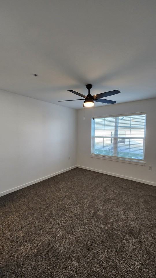 865/851 Arthur Dr. #202A - Photo 5 of 7