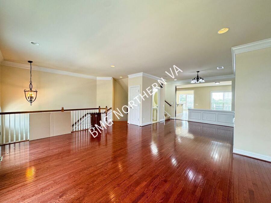 20647 Erskine Ter - Photo 2 of 36
