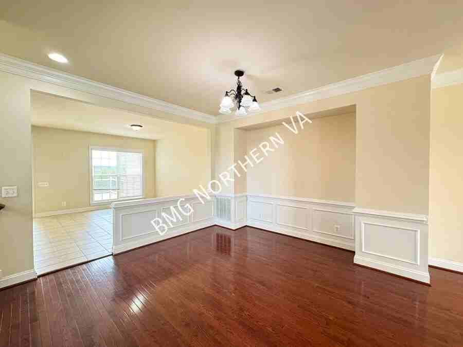 20647 Erskine Ter - Photo 6 of 36