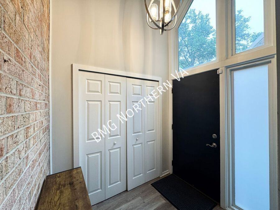 1476 Greenmont Ct - Photo 2 of 20