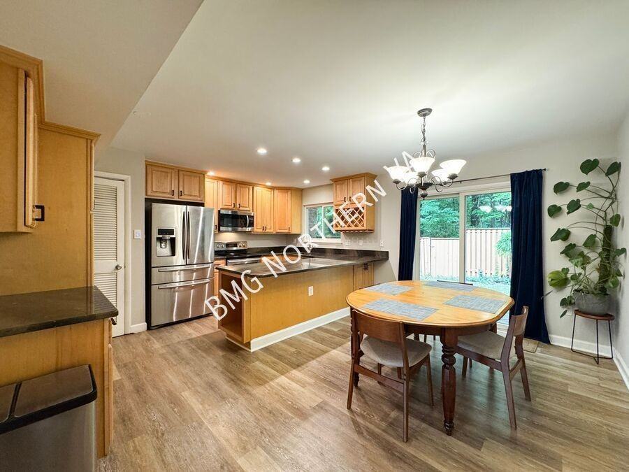 1476 Greenmont Ct - Photo 7 of 20