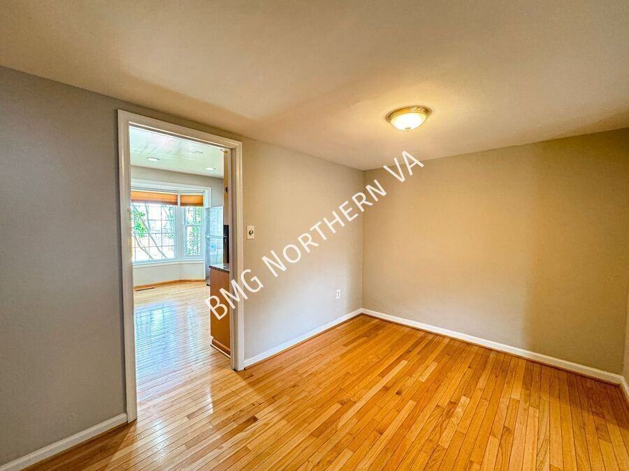 566 Windover Ave Nw - Photo 6 of 27