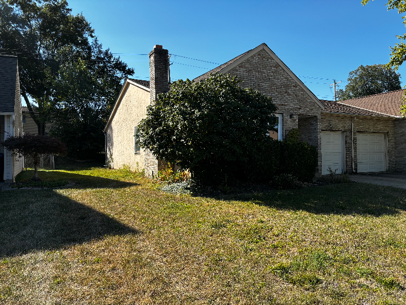 23 Groton Dr - Photo 2 of 15