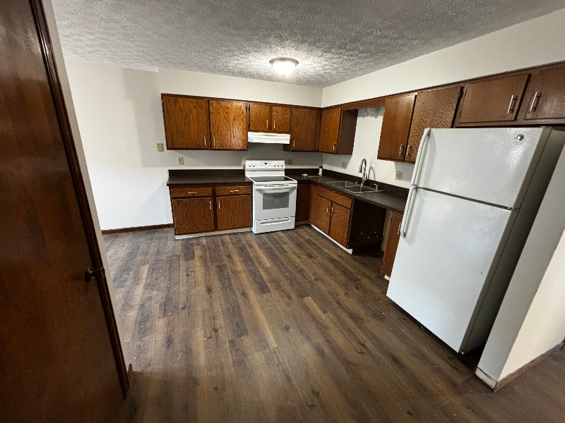 23 Groton Dr - Photo 5 of 15