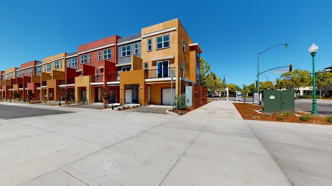 1001 Doubles Dr #102 - Photo 5 of 12