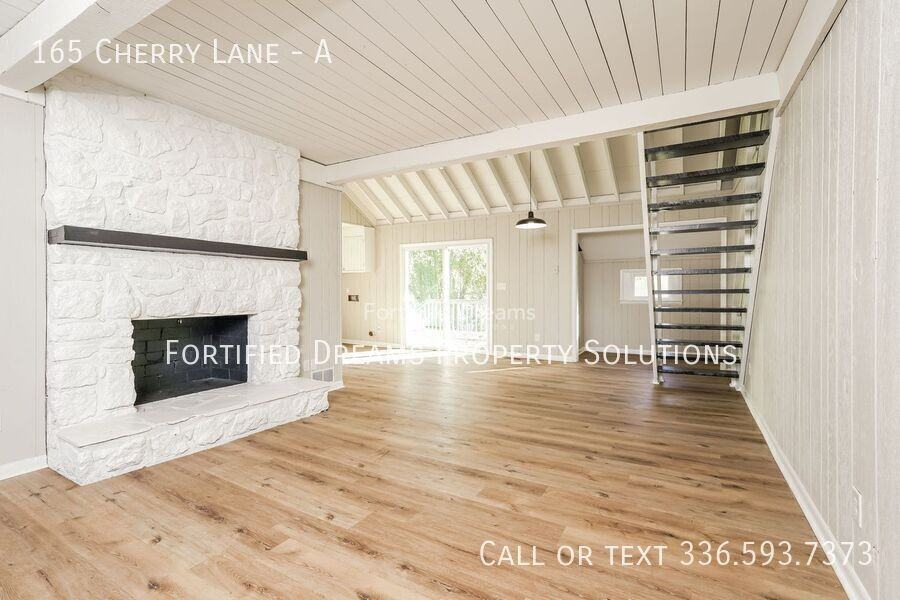 165 Cherry Ln #A - Photo 4 of 23
