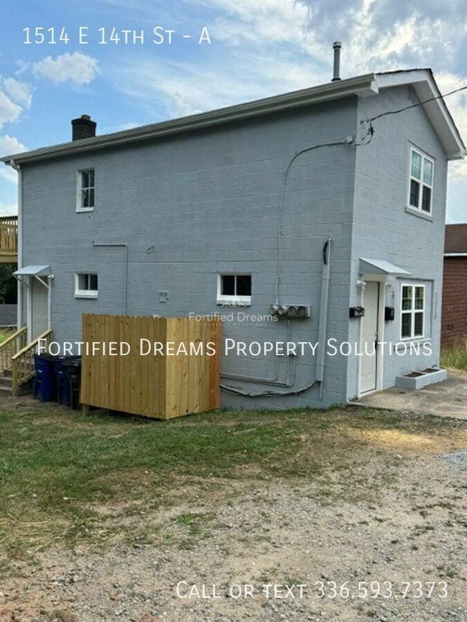 1514 E 14th St #A - Photo 2 of 19