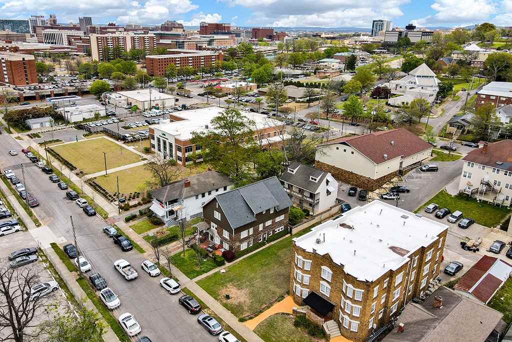 1137 14th St S #B - Photo 5 of 18