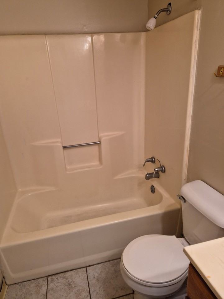 1983 Parkman Rd Nw #10 - Photo 3 of 7