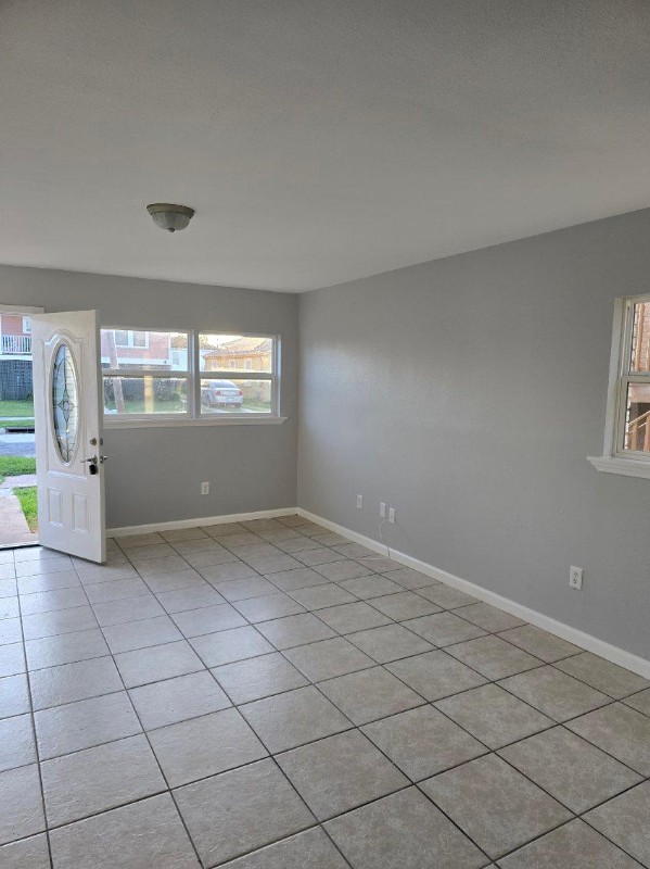 6087 Wildair Dr #6087 - Photo 2 of 9