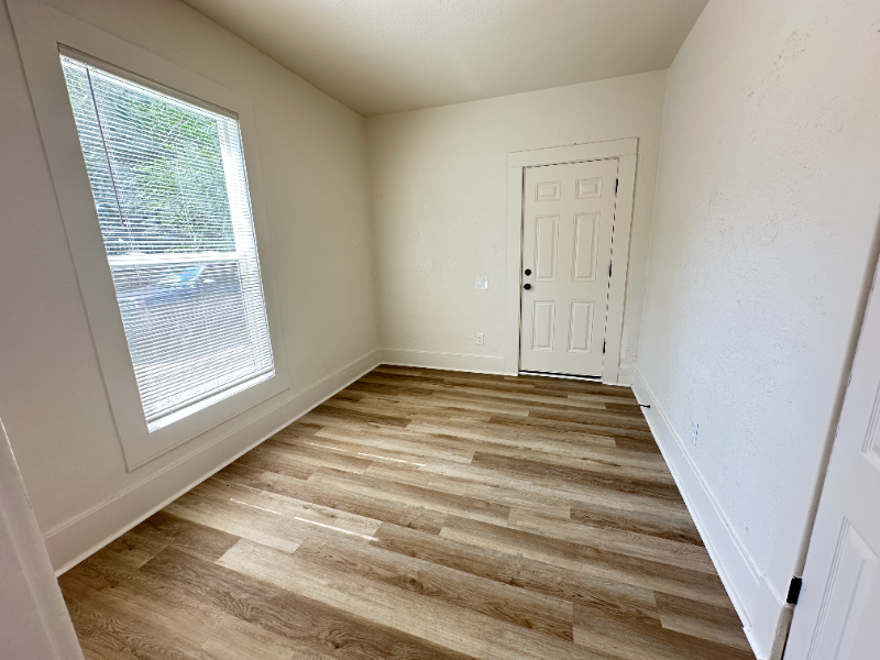 118 Monroe Ave #118 - Photo 2 of 29