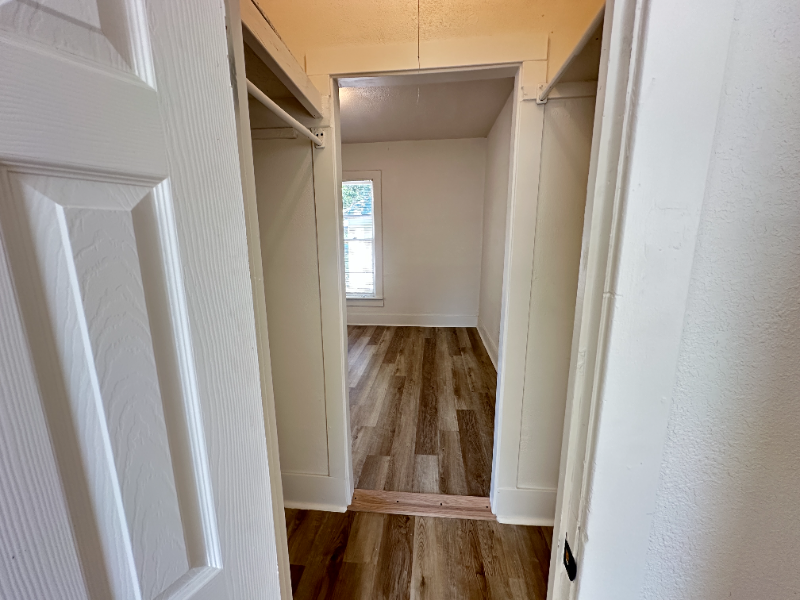 118 Monroe Ave #118 - Photo 5 of 29