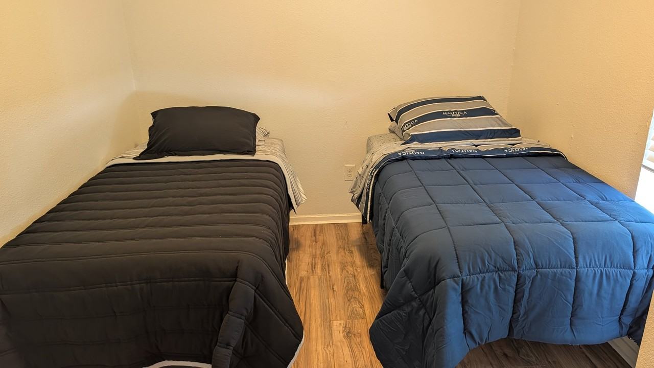 331 Gardina St #MAIN - Photo 4 of 22