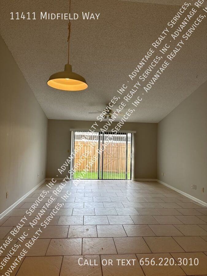 11411 Midfield Way - Photo 7 of 17