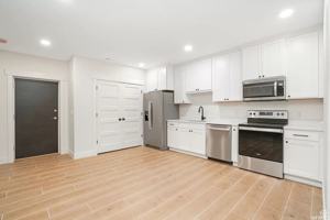 featured image of 1707 W Packsaddle Cir #1