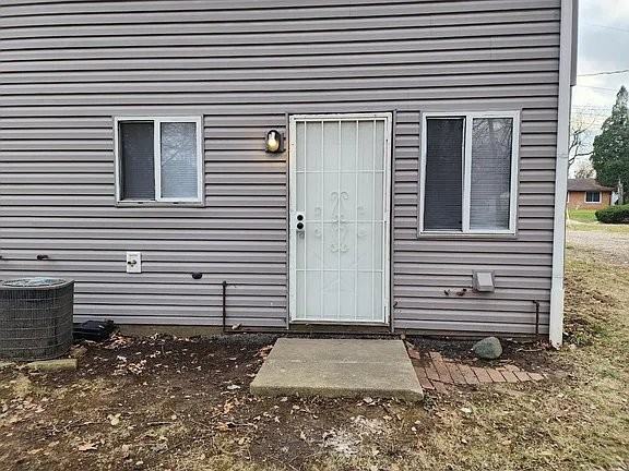 2819 W Scenic Dr #2819 - Photo 2 of 14