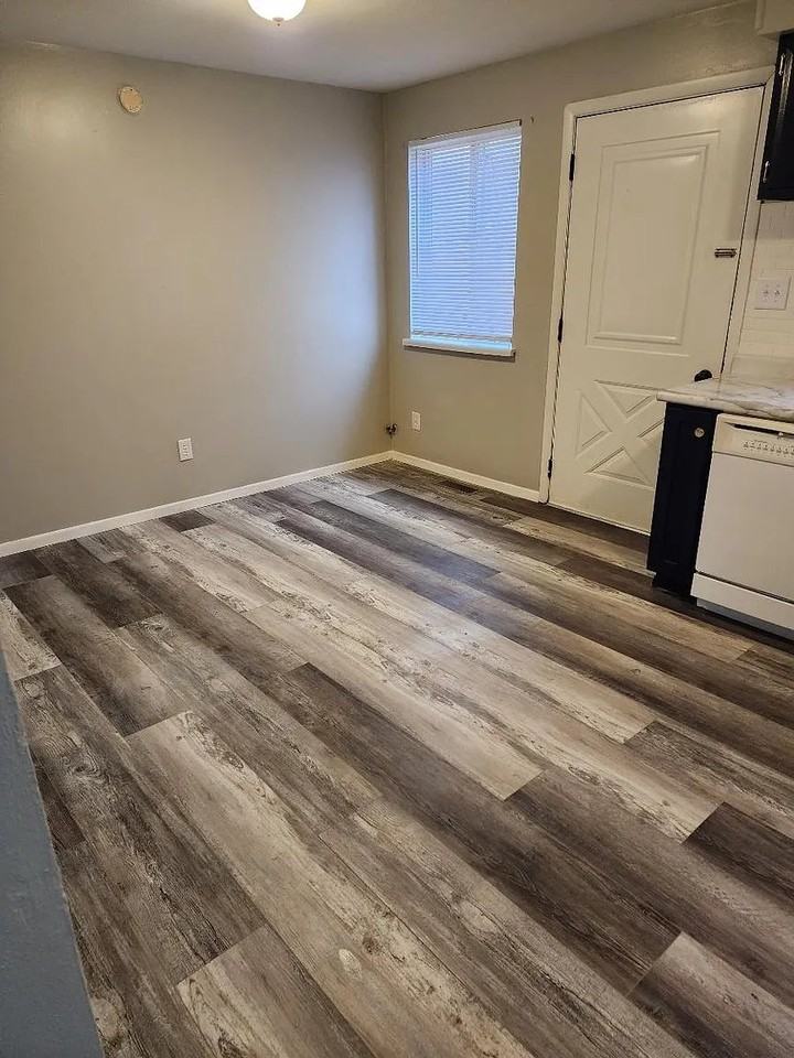 2819 W Scenic Dr #2819 - Photo 5 of 14