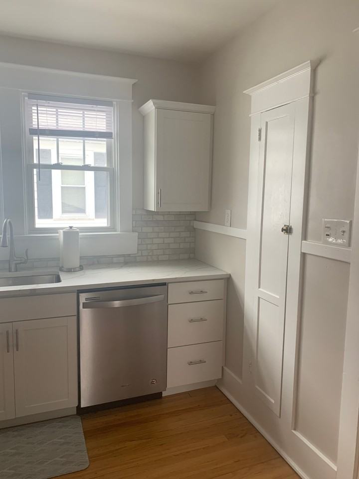 122 Pinewoods Ave #2 - Photo 6 of 20