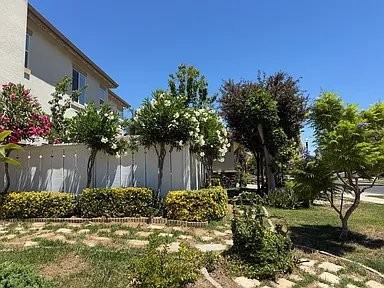 1682 Prima Dr - Photo 3 of 19