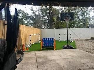 1204 E Lambright St - Photo 4 of 20