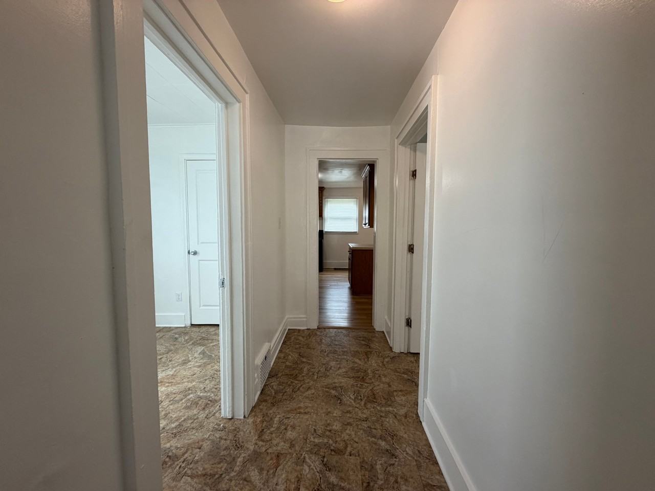 913 N 7th St #4 - Photo 7 of 9