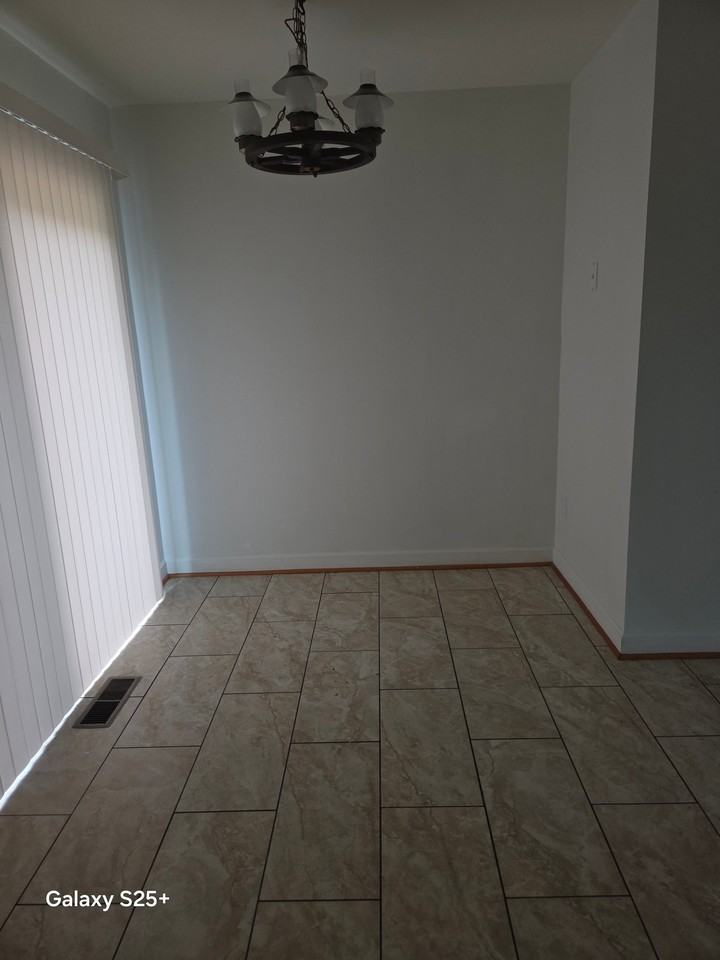 27 N Pendleton Ct - Photo 4 of 4