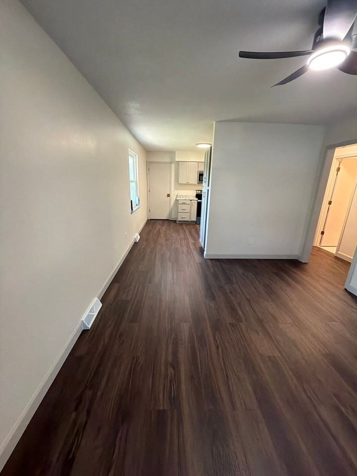 612 Mack St #612 - Photo 3 of 12