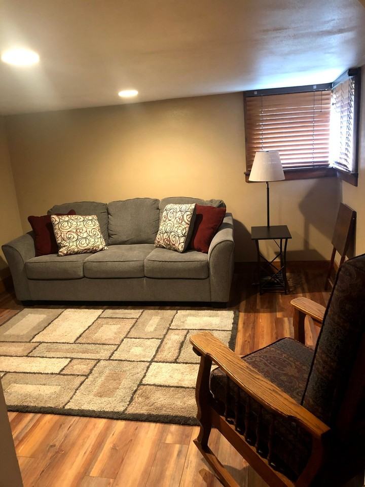 150 N Johnson Ave - Photo 4 of 13