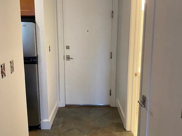 3220 17th St Nw - Photo 2 of 19