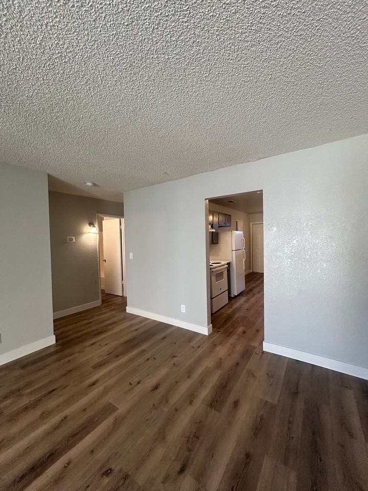 656 Sunnyside Ave #119 - Photo 3 of 14
