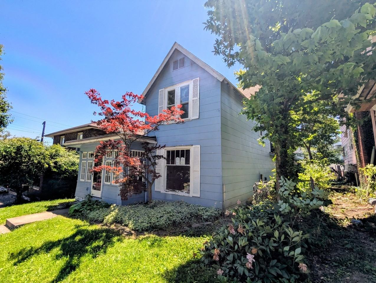 417 W Nelson St - Photo 2 of 6