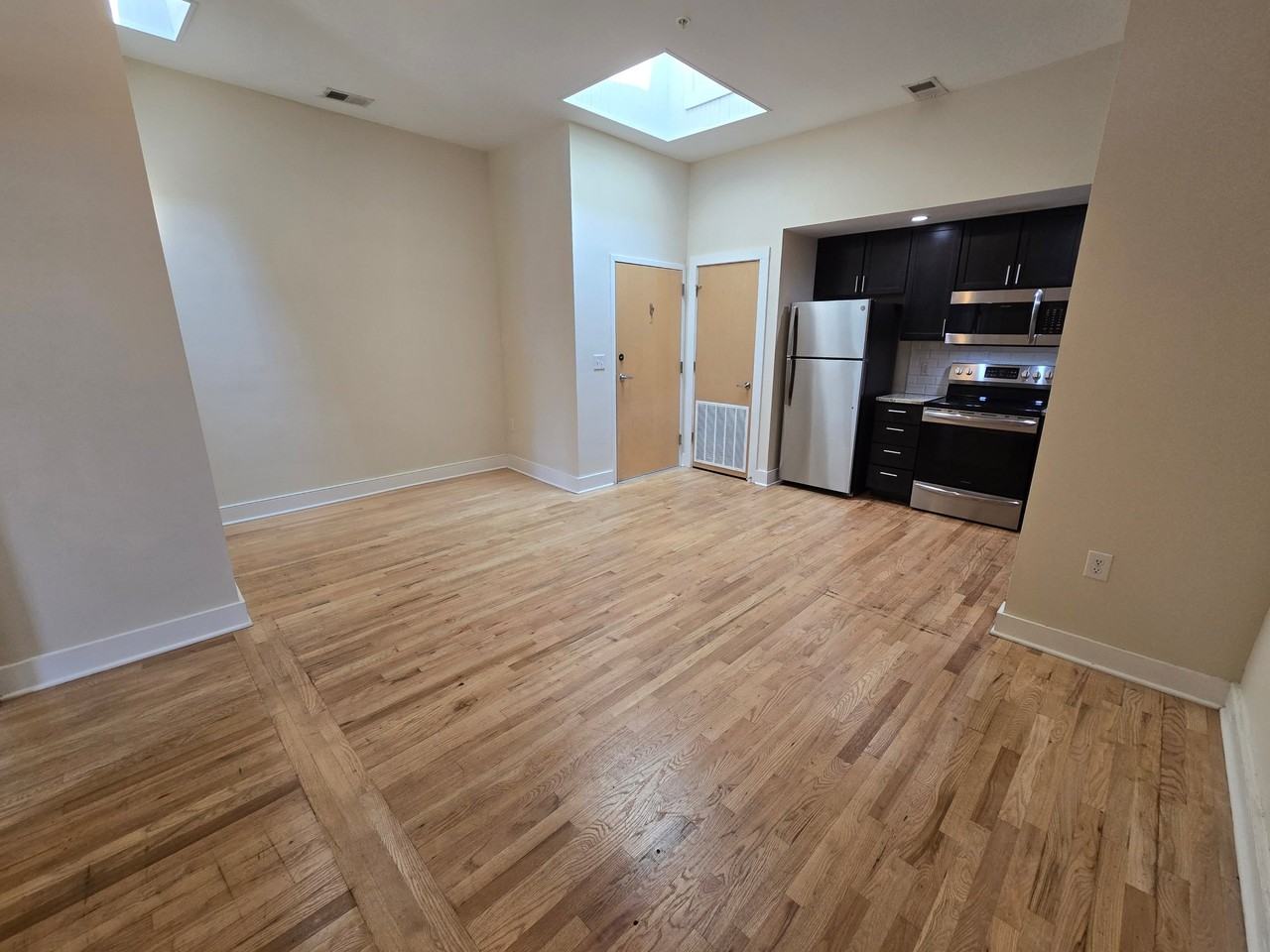 503 E Main St #204 - Photo 6 of 17