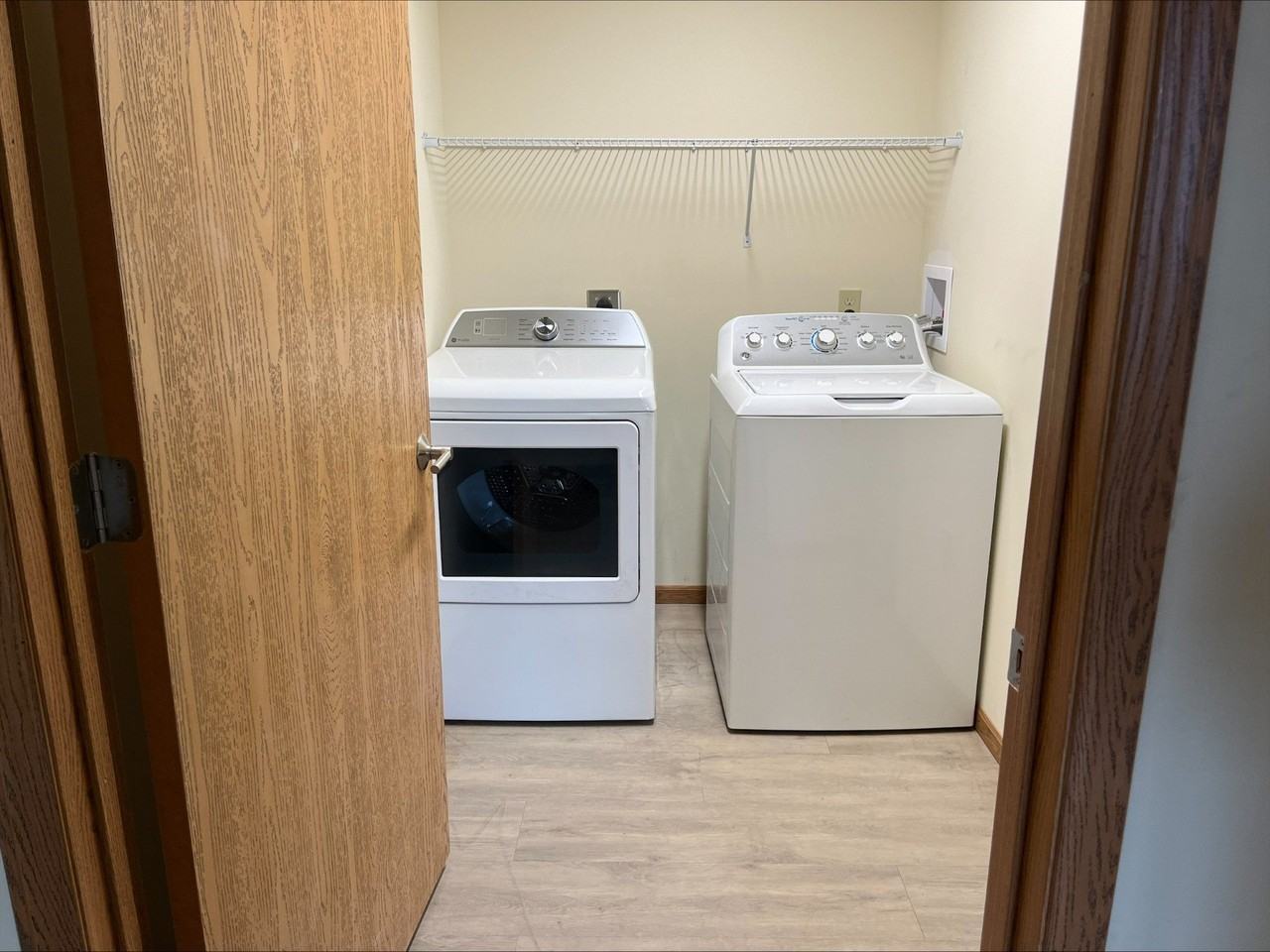 350 Elk Village Dr #1 - Photo 5 of 10