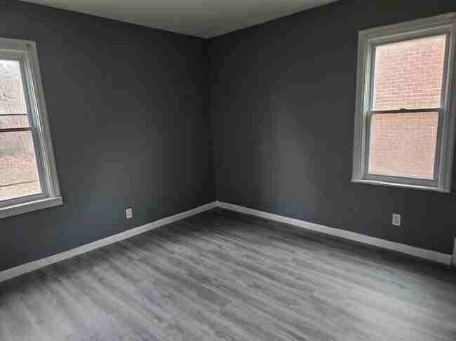 17321 Murray Hill St - Photo 3 of 9