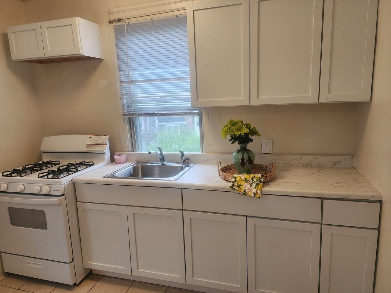 2115 Stenton Ave #2 - Photo 5 of 6