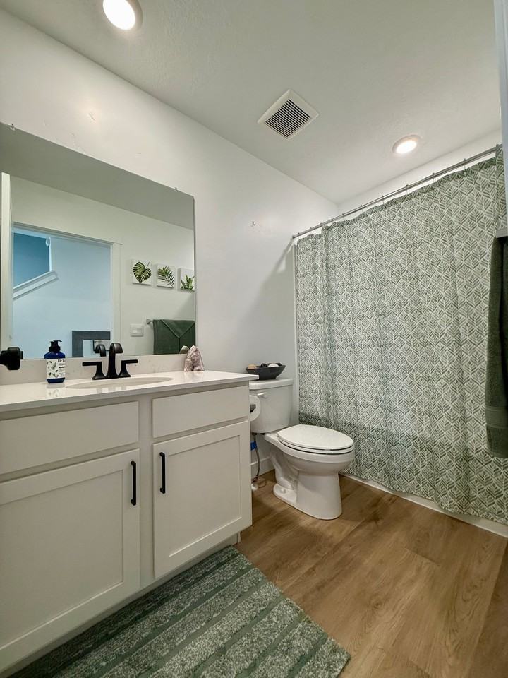 1284 Ne - Photo 3 of 20
