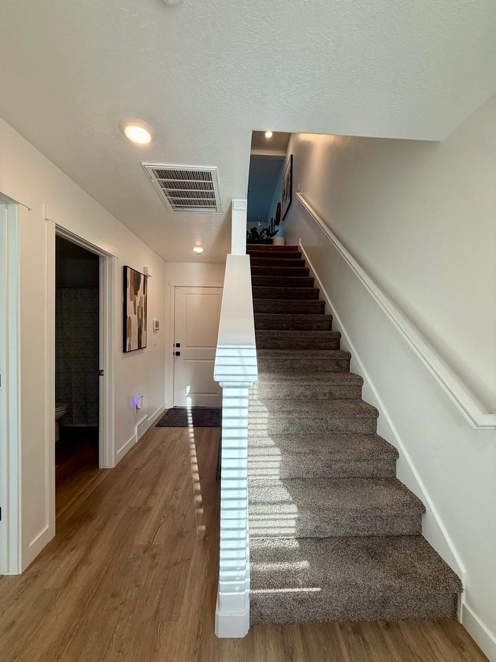 1284 Ne - Photo 5 of 20